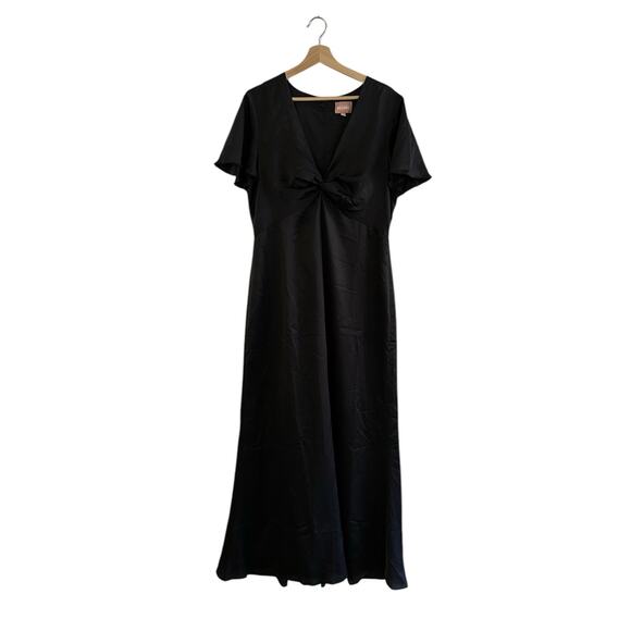 Show Me Your Mumu Rome Twist Gown in Black Luxe Satin XL - Picture 3 of 6